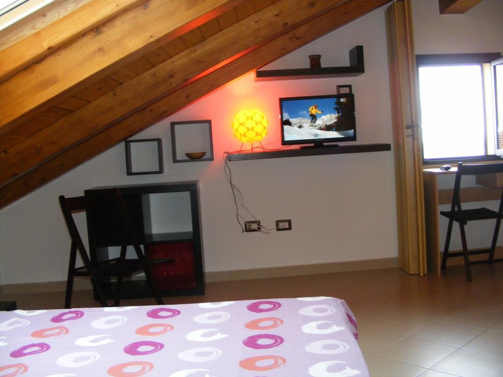 Villetta Singola "Lilla" Ali Terme Cameră foto