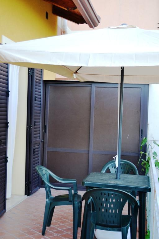 Villetta Singola "Lilla" Ali Terme Cameră foto